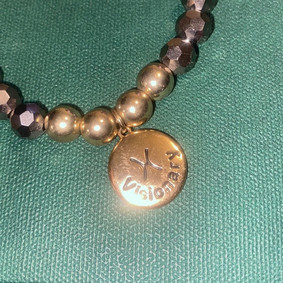 Avon celestial Pisces bracelet - Picture 4 of 6